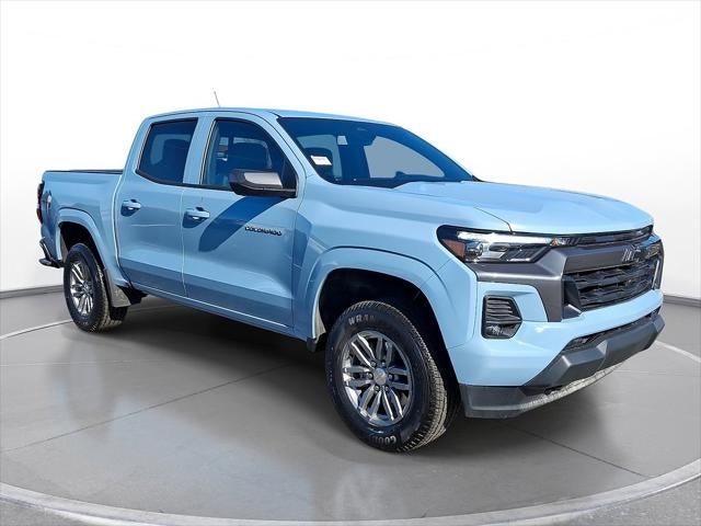 2026 Chevrolet Colorado LT in Snowdrift Metallic — front three-quarter view