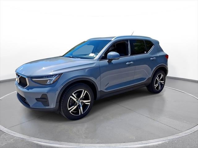 2023 Volvo XC40 — interior view