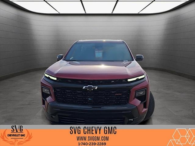2026 Chevrolet Traverse RS in Radiant Red Tintcoat — front three-quarter view