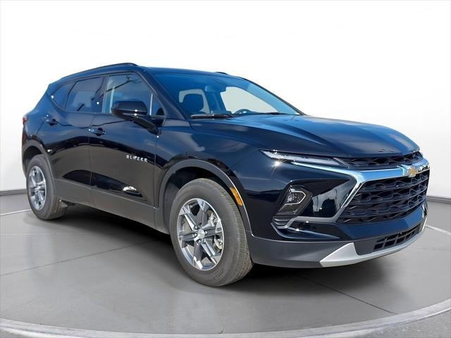 2025 Chevrolet Blazer 2LT in Black — front three-quarter view