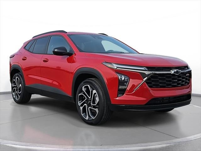 2026 Chevrolet Trax 2RS in Apex Red — front three-quarter view