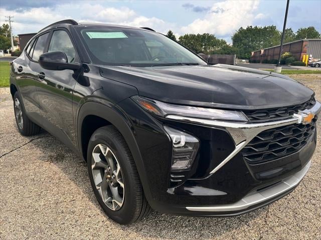 2026 Chevrolet Trax LT in Mosaic Black Metallic — front three-quarter view