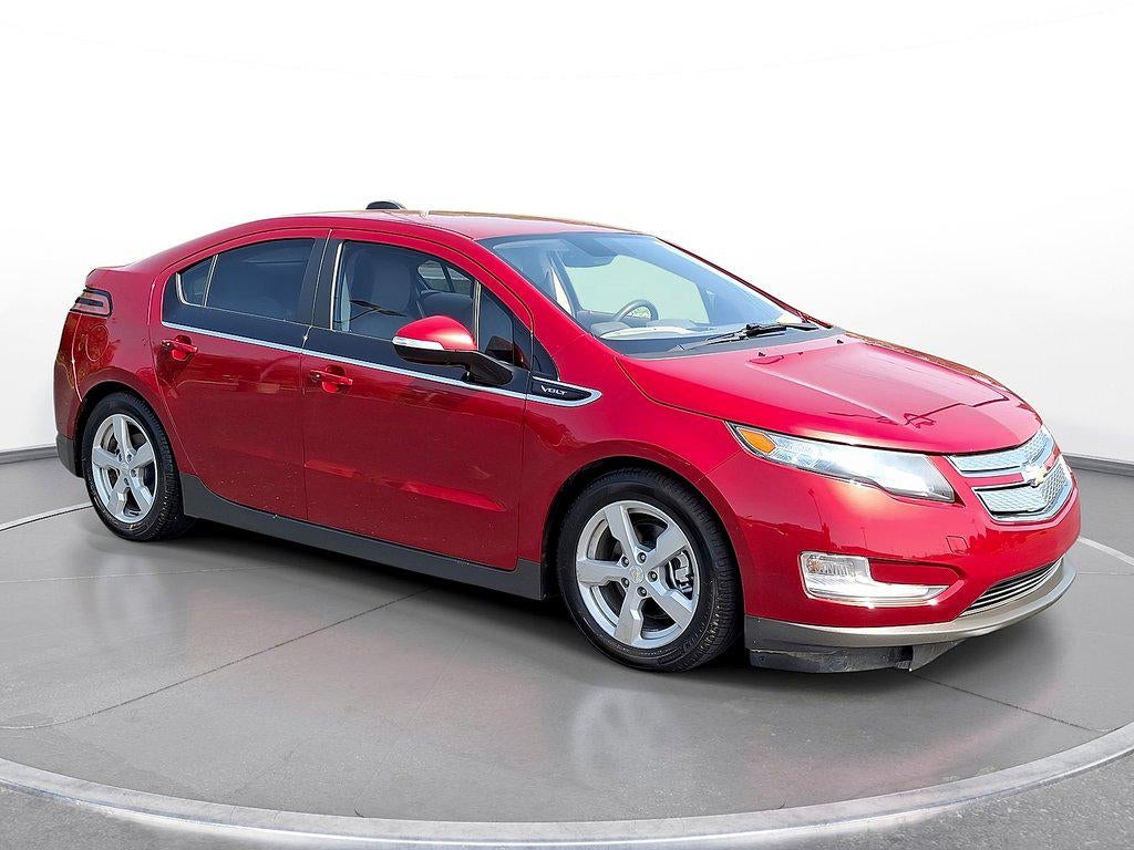 2015 Chevrolet Volt 5dr HB in Crystal Red Tintcoat — front three-quarter view